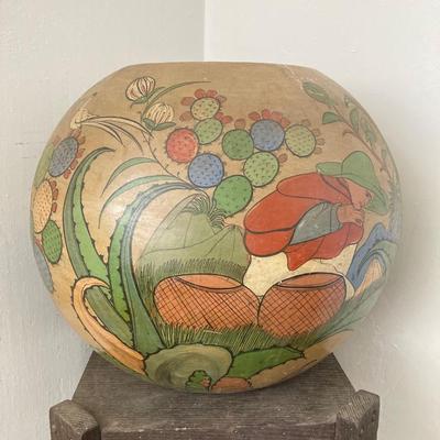 LOT 31: Vintage Mexican Tlaquepaque Pottery Vase/Planter with Pair of Primitive Wood Plant Stands