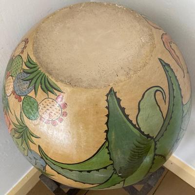 LOT 31: Vintage Mexican Tlaquepaque Pottery Vase/Planter with Pair of Primitive Wood Plant Stands