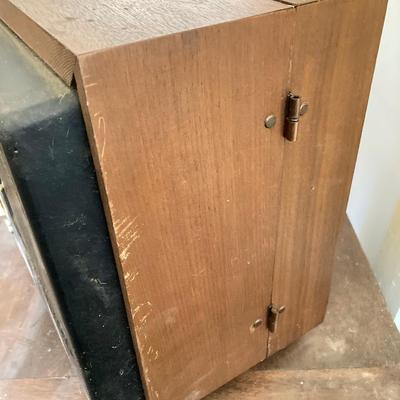 LOT 43: Vintage GE Stereophonic High Fidelity Stereo Model T-1000