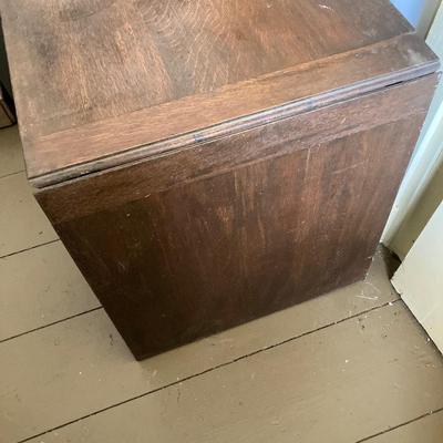 LOT 44: Vintage/Antique Wooden Folding/Drop Leaf Arts & Crafts Table w/3-Drawers