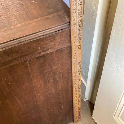 LOT 44: Vintage/Antique Wooden Folding/Drop Leaf Arts & Crafts Table w/3-Drawers