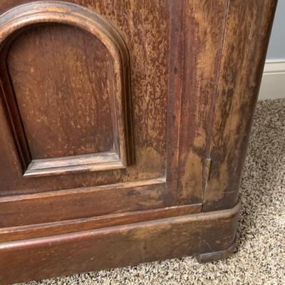 LOT 55: Antique Victorian Marble Top Dresser/ Washstand