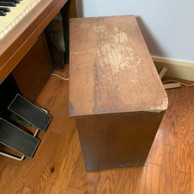 LOT 61: Vintage Pianola Player Piano with Paino Rolls and Bench