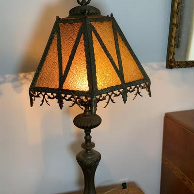 LOT 62: Beautiful Vintage/Antique Metal Table Lamp with Color Glass Shade - Very Heavy