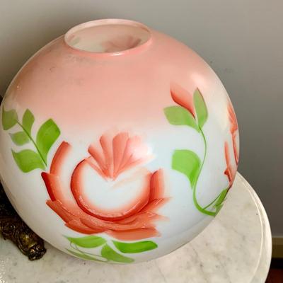 LOT 64: Vintage/Antique Victorian Parlor Hurricane Lamp