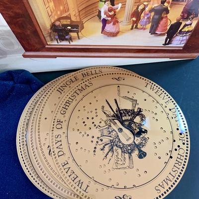 LOT 71: Crosley/ Mr Christmas - 19th Century Ballroom Dancing Music Box with Holiday Classic and Traditional Music Discs. - Never Opened