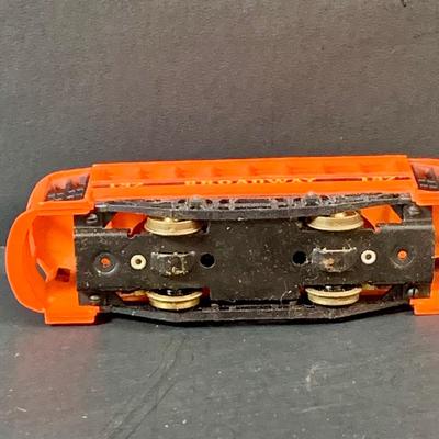 LOT 73: Vintage Lionel Animated Aniversary 100th Clock, Marx Marline Miniture Tin Train Set and More