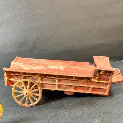 LOT 76: Vintage Cast Iron Wagon Pulled by Six Horses