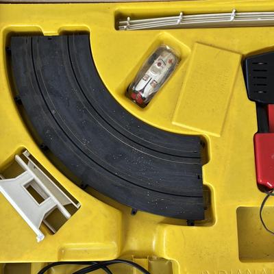 LOT 84: Penn Line A.J. Foyt's Indianapolis 500 Victory Racing Car Set