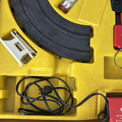 LOT 84: Penn Line A.J. Foyt's Indianapolis 500 Victory Racing Car Set