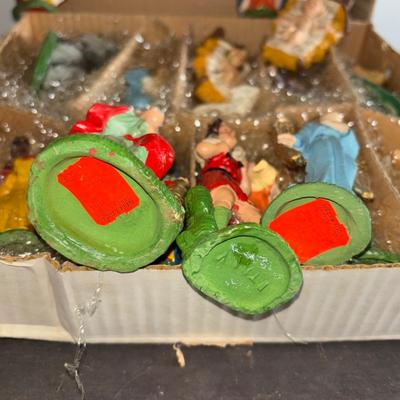 LOT 91: Made in Italy Nativity Set w/Extras & Original Box along w/Vintage Christmas Ornaments