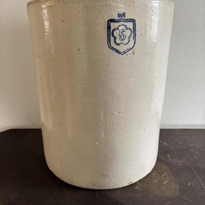 LOT 100: Vintage Stoneware /Pottery Jugs