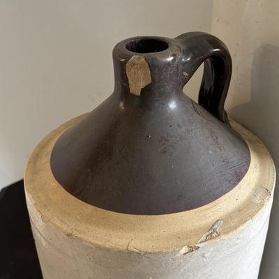 LOT 100: Vintage Stoneware /Pottery Jugs