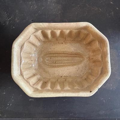 LOT 103: Vintage Yellowware Stoneware Molds & Primitive Stoneware Crocks/Jars