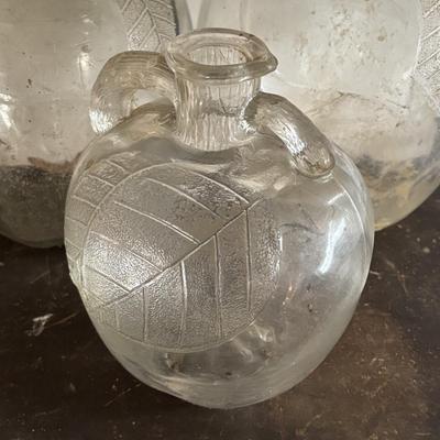 LOT 106: Vintage White House Apple Cider Vinegar Jars, Vintage Salt/Pepper Shakers, Donkey Planter & Cup