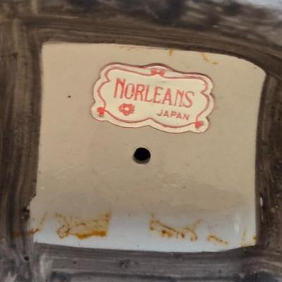 LOT 163: Norleans Japan Elderly Couple Reading Books in Rocking Chairs Bookends, & Instrument Playing Figures