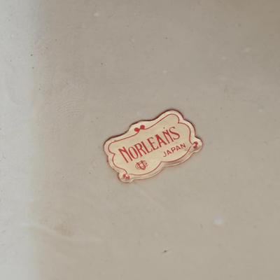 LOT 163: Norleans Japan Elderly Couple Reading Books in Rocking Chairs Bookends, & Instrument Playing Figures