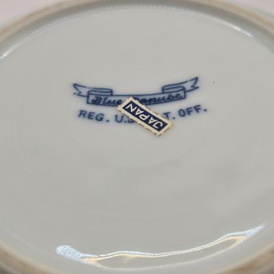 LOT 179: Vintage Arthur Wood Numbered Tea Pot & Variety of Cups and Saucers