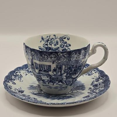 LOT 180: Vintage Teacups: Johnson Bros., Shelley, Lefton, Copeland Spode, Royal Sealy