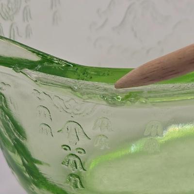 LOT 185: Vintage Uranium Glass Creamers, Sugar Bowl