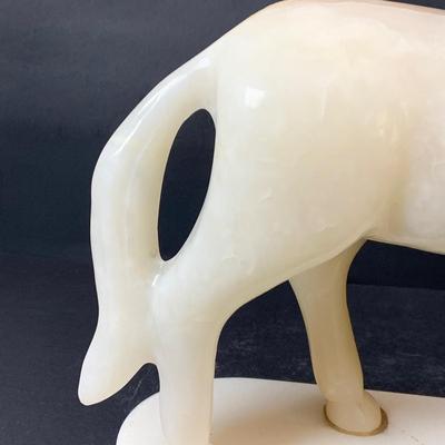 LOT 190: Vintage Marble/Polished Stone Prancing Horse Figure