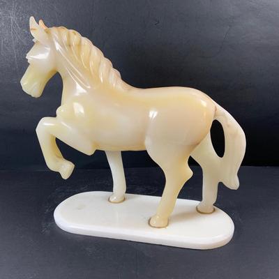 LOT 190: Vintage Marble/Polished Stone Prancing Horse Figure