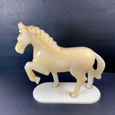 LOT 190: Vintage Marble/Polished Stone Prancing Horse Figure