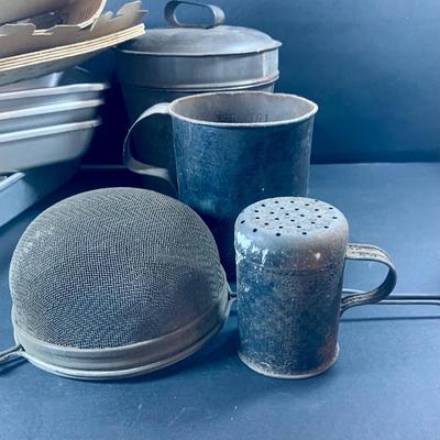 LOT 198: Primitive Kitchen Collection Including a Cast Iron Flat Griddle, Figidare Metal Icecube Tray, Tin Pudding Mold and Much More