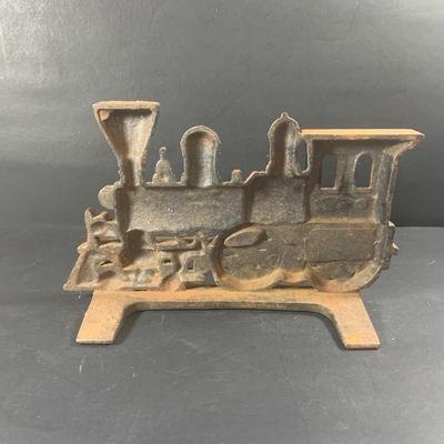 LOT 200: Cast Iron Train Engine Door Stop