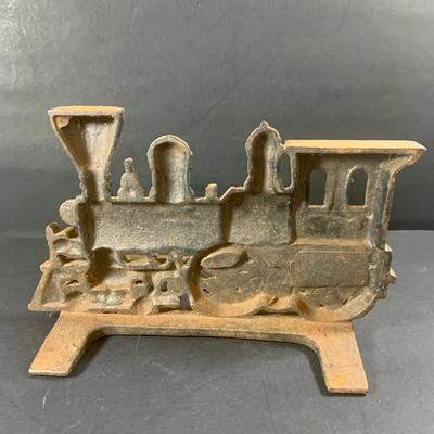 LOT 200: Cast Iron Train Engine Door Stop
