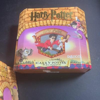 LOT 202: Collection of Enesco Harry Potter Plaques and Figurine In Original Boxes