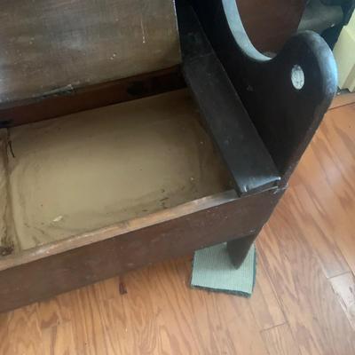 LOT 205: Early 19th Century Hutch Table with Seatbox