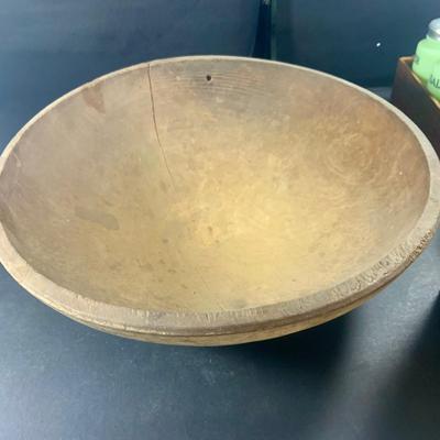 LOT 206: Vintage Jadeite Salt, Pepper, Sugar and Flour Shakers, Spice Tins, Large Wood Bread Bowl and Rolling PIn