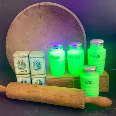 LOT 206: Vintage Jadeite Salt, Pepper, Sugar and Flour Shakers, Spice Tins, Large Wood Bread Bowl and Rolling PIn