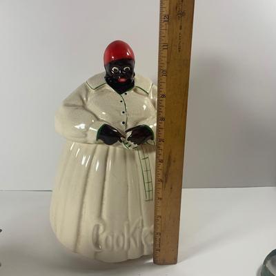 LOT 209: Vintage Black Americana McCoy Cookie Jar, a Cow Creamer and More