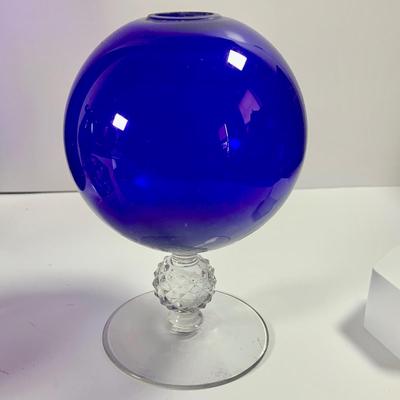 LOT 210: Beautiful Blue Art Glass Collection Including a Large Cobalt Blue Bottle Vase, Golf Ball Cobalt Blue Globe Vase, Glass Mushroom,...