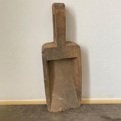 LOT 244: Primitive Collection - Large Wooden Scoop, Divided Box with Handle, Long Shelf and Pottery Jug