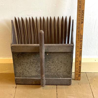 LOT 248: Antique / Vintage Primitive Wood Metal Cranberry Scoop Harvest Rake