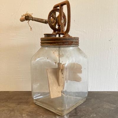 LOT 250: Antique / Vintage Farm Master Butter Churn