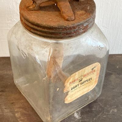 LOT 250: Antique / Vintage Farm Master Butter Churn