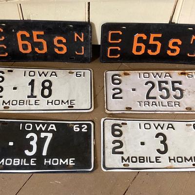 LOT 251: Vintage License Plate Collection