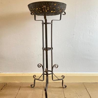 LOT 252: Vintage Plant Stand with Ornate Planter / Bowl