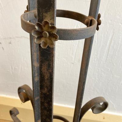 LOT 252: Vintage Plant Stand with Ornate Planter / Bowl