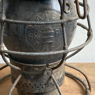 LOT 256: Antique / Vintage Lanterns - Adlake Reliable B & O.R.R. and More