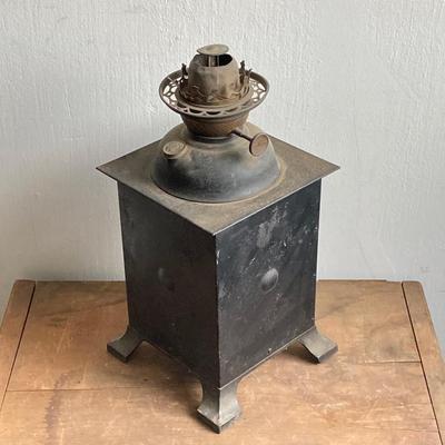 LOT 256: Antique / Vintage Lanterns - Adlake Reliable B & O.R.R. and More