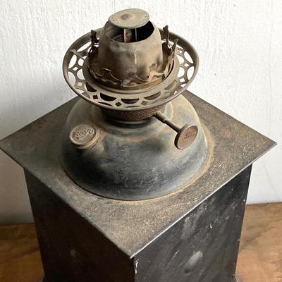 LOT 256: Antique / Vintage Lanterns - Adlake Reliable B & O.R.R. and More