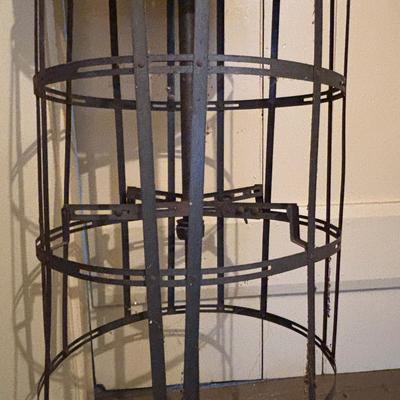 LOT 260: Antique Adjustable Dress Form