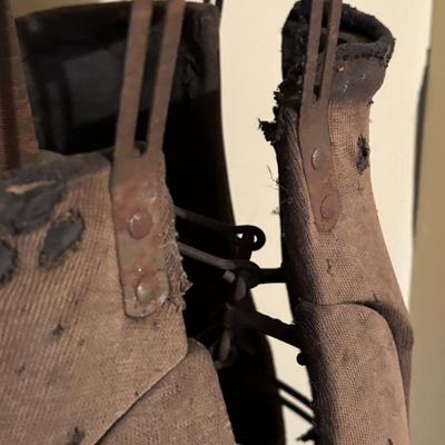LOT 260: Antique Adjustable Dress Form