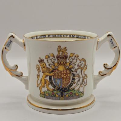 LOT 271: Vintage N.J. Historic Locations Plates, 6 Inch Square Crystal Plates, Bi-Centenary of The United States Cups, & Silver...