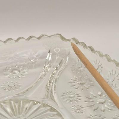 LOT 271: Vintage N.J. Historic Locations Plates, 6 Inch Square Crystal Plates, Bi-Centenary of The United States Cups, & Silver...